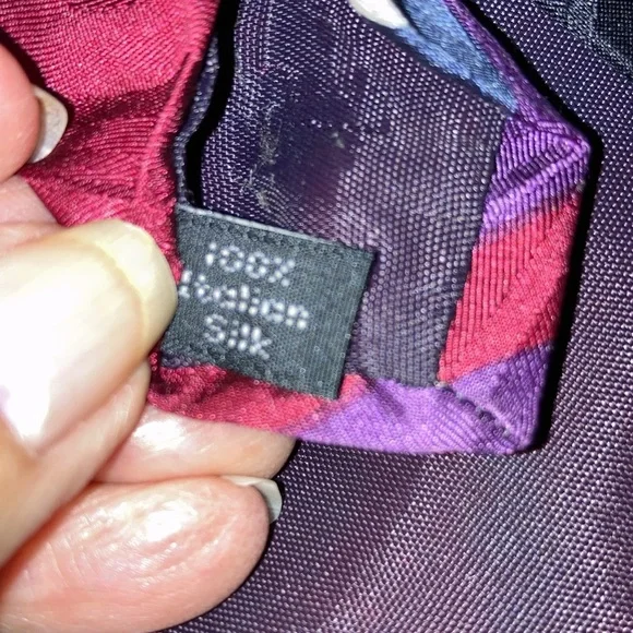 Bundle of 4 men’s neckties, various sizes and materials.           $15 - Picture 8 of 9